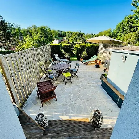 Le Numero 100 Πανσιόν Νανσύ