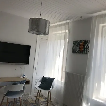 招待所 Le Numero 100 南锡