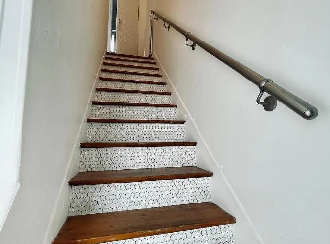 Le Numero 100 Gasthof Nancy