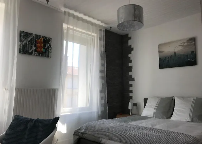 Le Numero 100 Gasthof Nancy