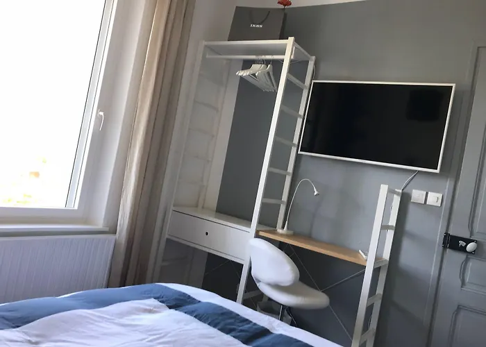 Le Numero 100 Gasthof